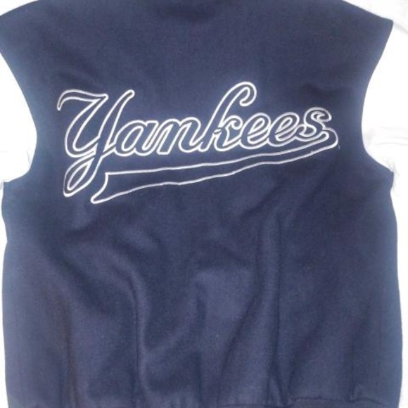 Jacket - Picture 2 of 7